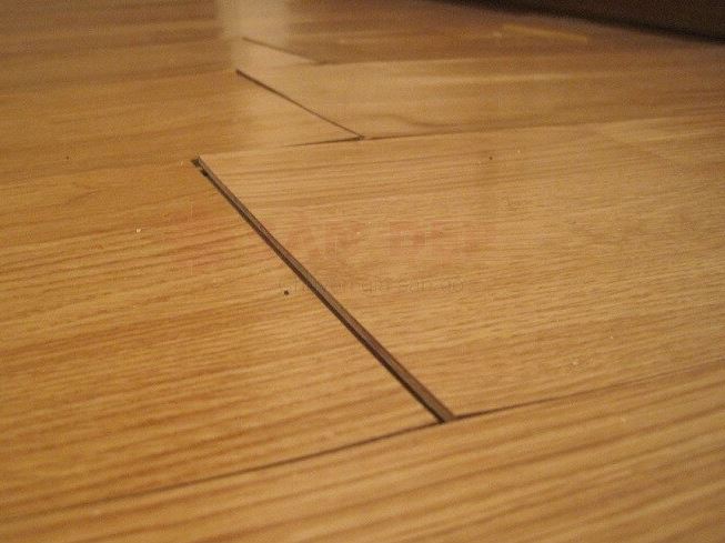 Nguyên nhân và cách xử lý các hư hỏng sàn gỗ thường gặp