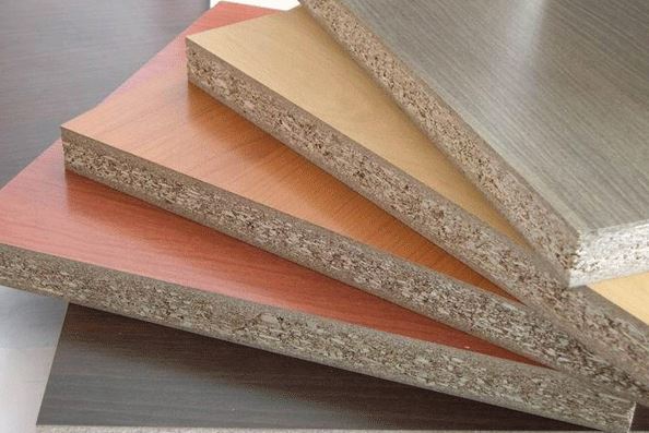 Nội thất đồ gỗ giá rẻ được làm từ gỗ công nghiệp chất lượng kém