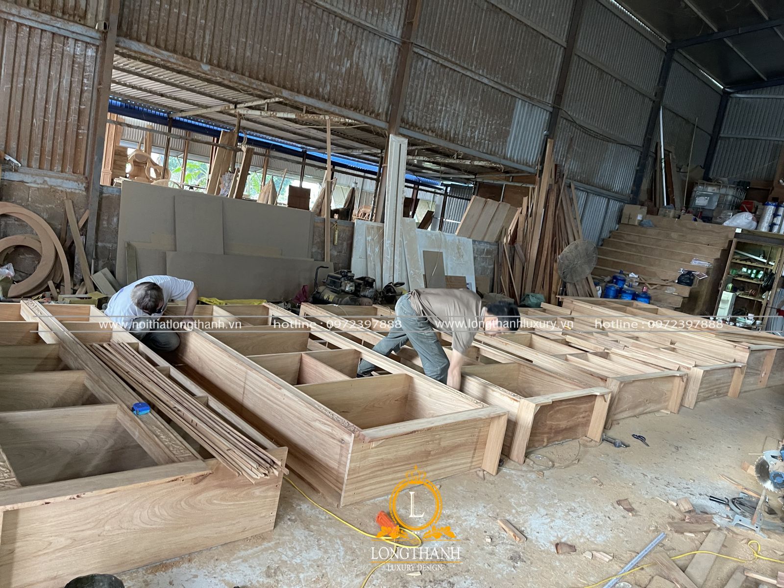 xưởng sản xuất giường ngủ tân cổ điển Móng Cái, Quảng Ninh