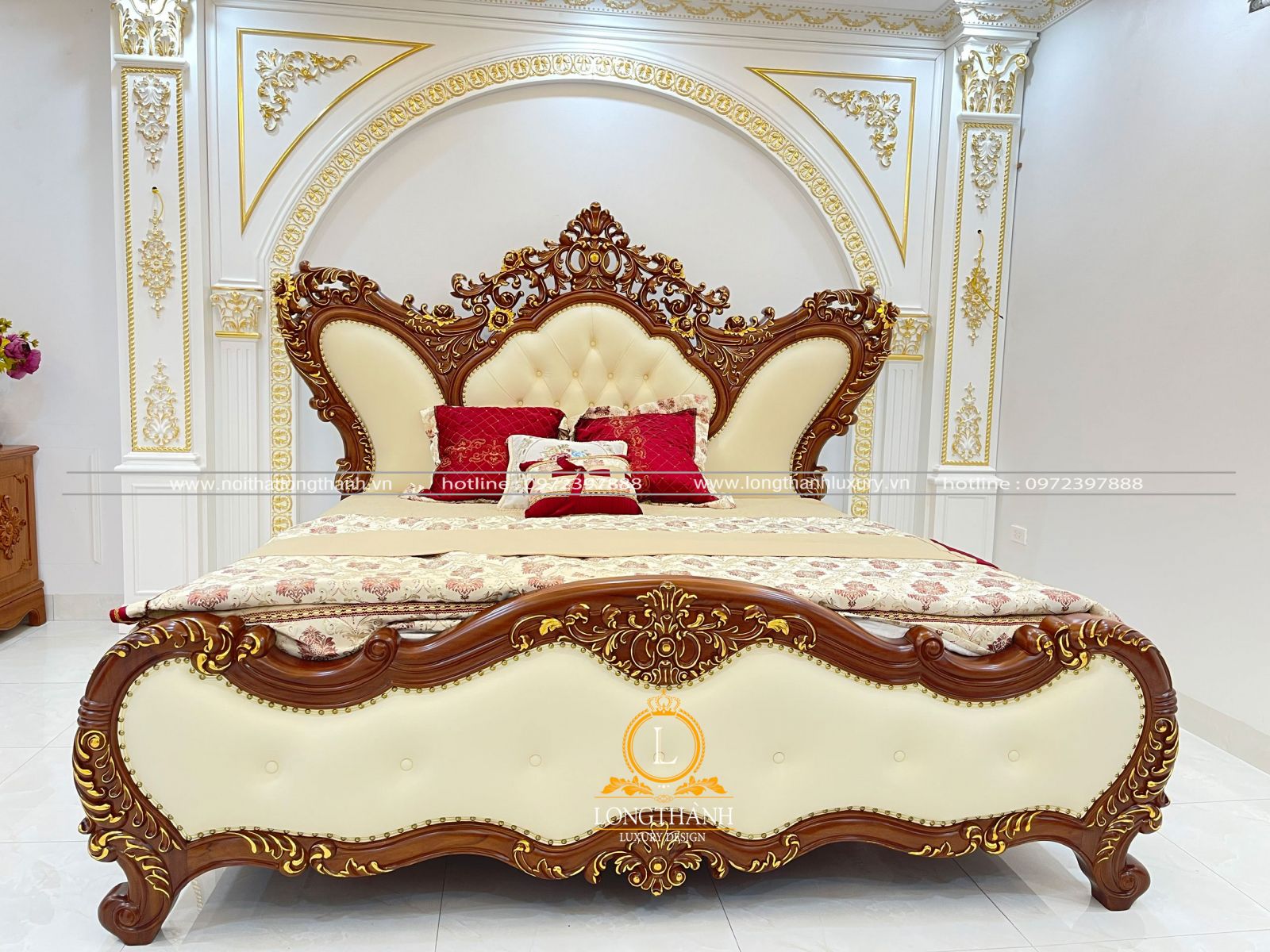 Giường ngủ tân cổ điển Bắc Ninh