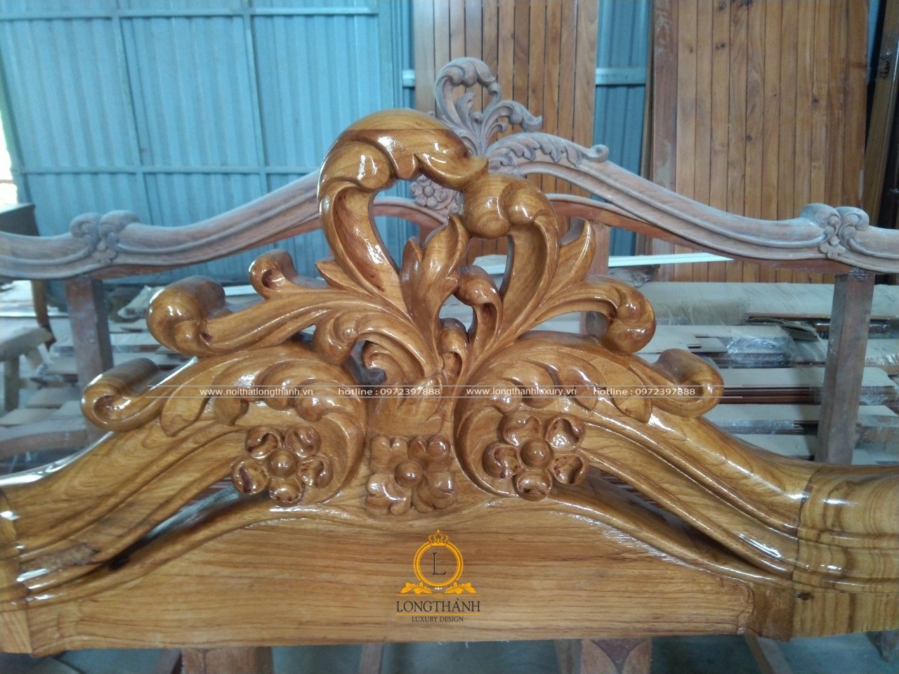 Sản phẩm gỗ đã được sơn lót inchem tại xưởng gỗ nội thất Long Thành